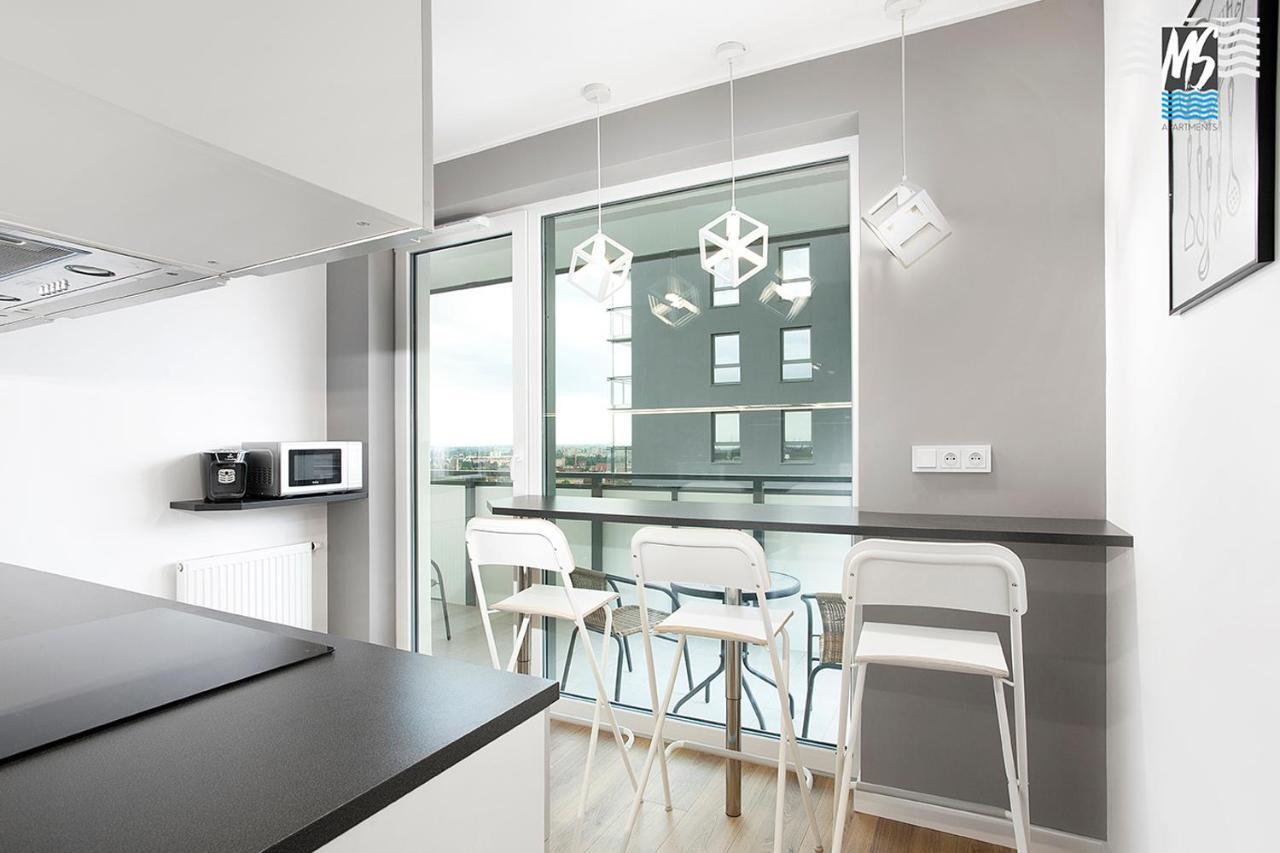 Ms Apartments Sky Tower IV Гданьск Экстерьер фото